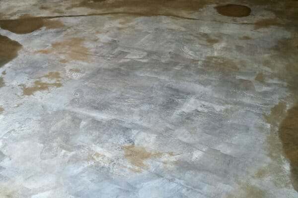 Fine white calcium residue. Fine white calcium residue.